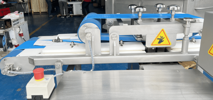 160 chicken breast horizontal slicer1